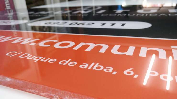 Señalización y placas